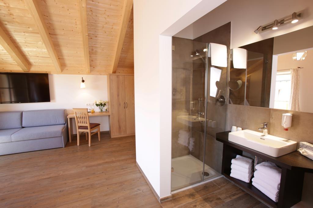 Pension Schweizerhaus Garni Weyarn Extérieur photo