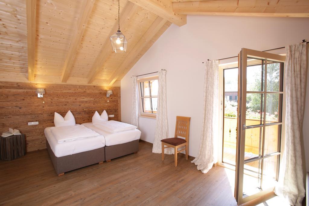 Pension Schweizerhaus Garni Weyarn Extérieur photo