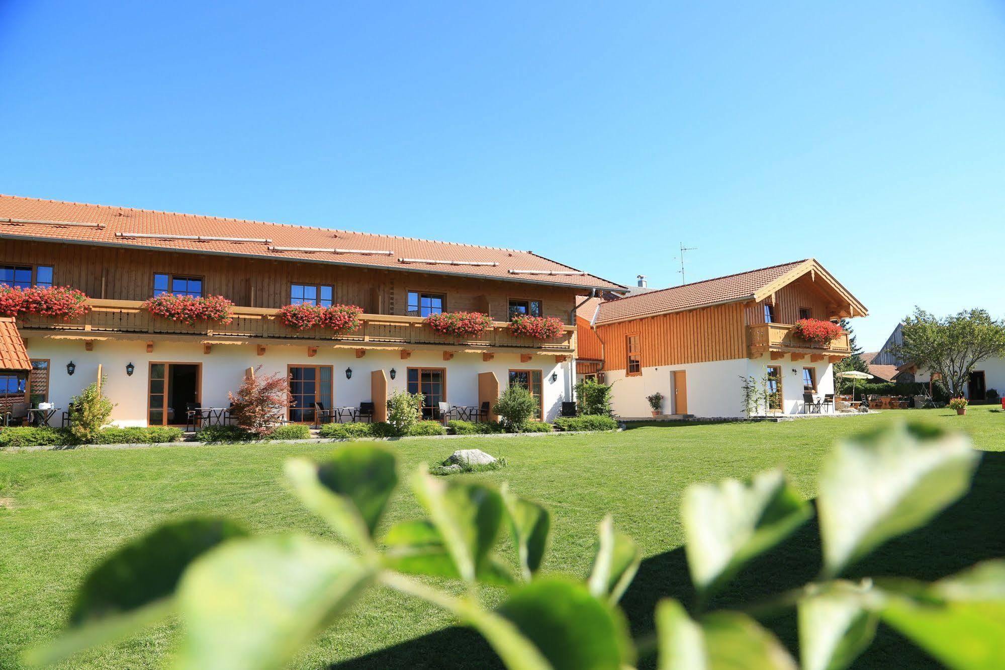 Pension Schweizerhaus Garni Weyarn Extérieur photo